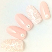 ホワイトレースフラワー　ネイル　lace flower nails